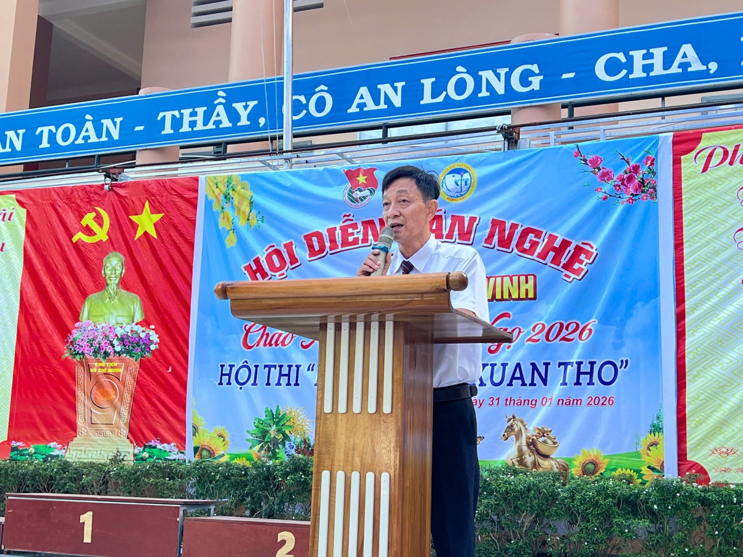 Sinh hoạt tập thể nhân kỷ niệm 96 năm Ngày thành lập Đảng Cộng sản Việt Nam (3/2/1930 - 3/2/2026)