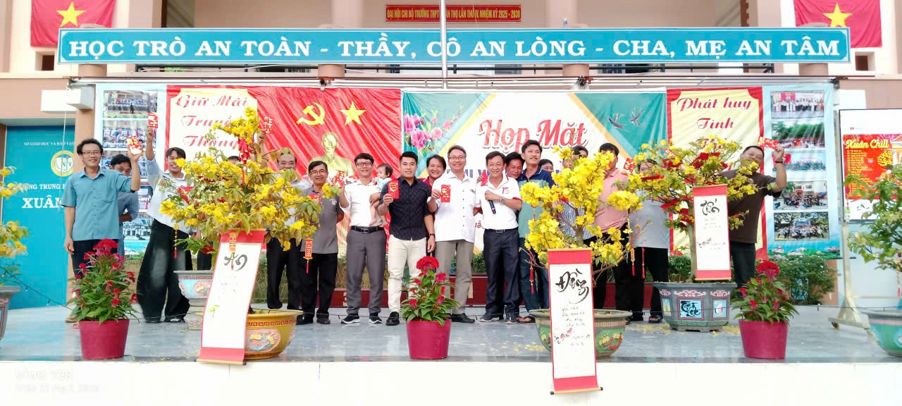 Họp mặt Tân niên xuân Bính Ngọ